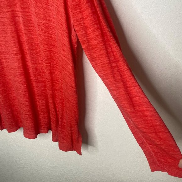 Chicos Linen Tunic Top Size 3 US XL Red V-Neck Lightweight Holiday - Picture 5 of 8